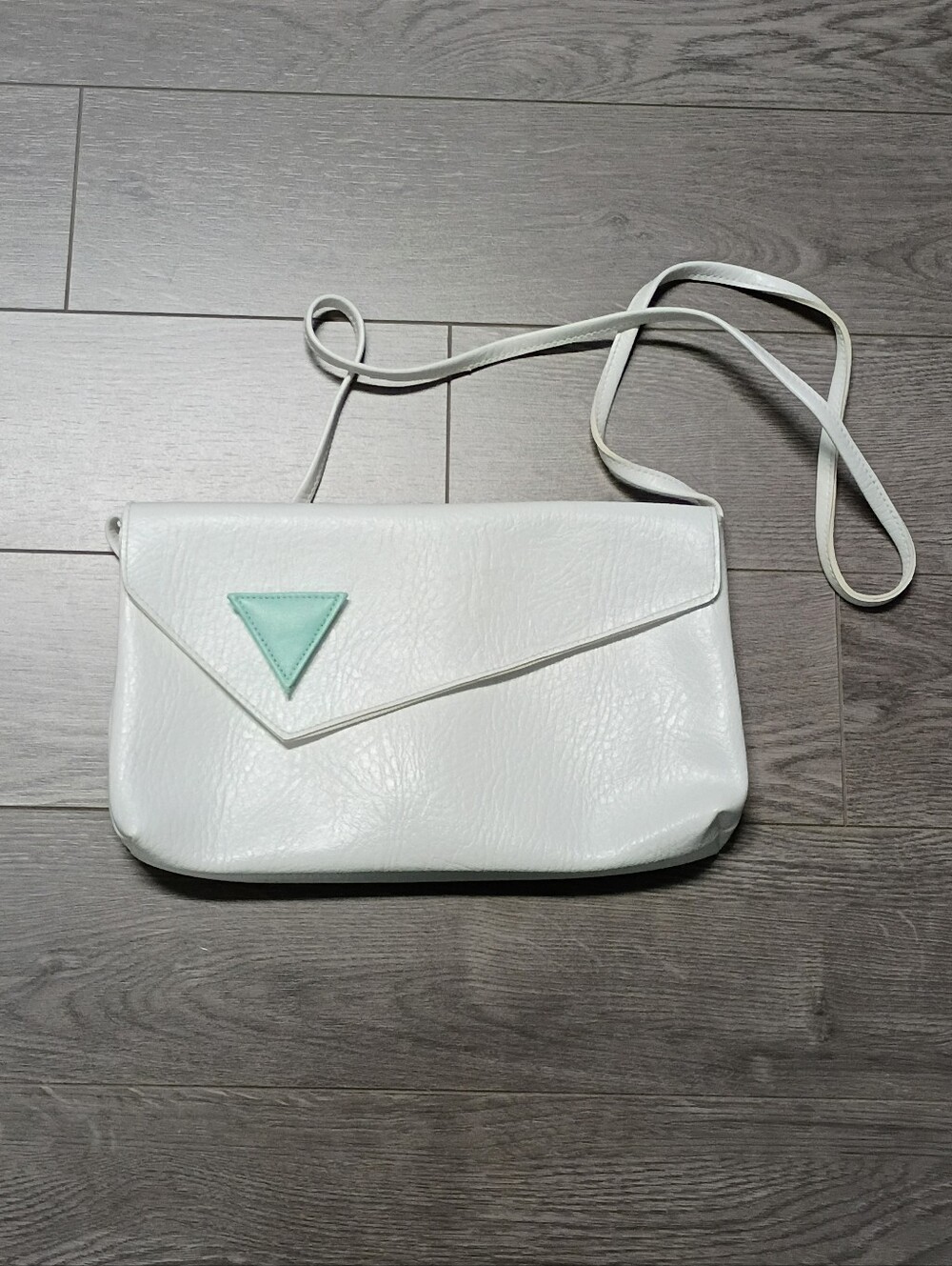 Retro White Crossbody Envelope Bag Purse with Interchangeable Accents